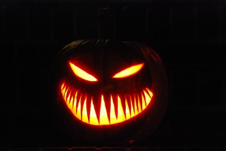 http://i287.photobucket.com/albums/ll126/boardjnky4/pumpkins/DSC_0372.jpg