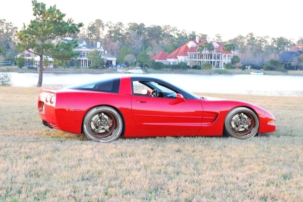 http://i287.photobucket.com/albums/ll126/boardjnky4/vette-1.jpg