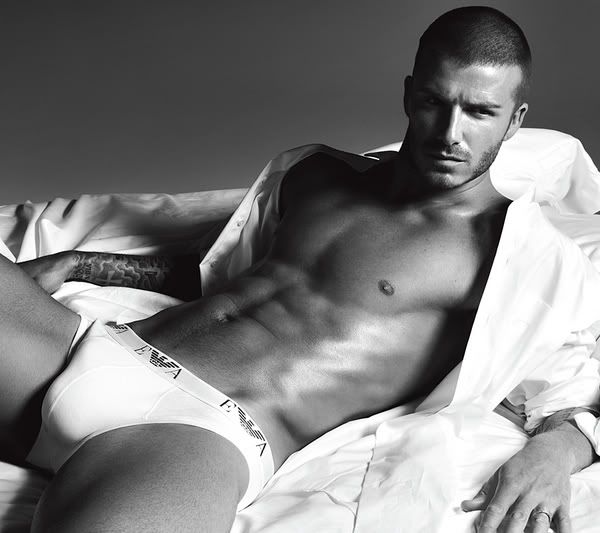 http://i287.photobucket.com/albums/ll129/yeremia_2008/david%20beckham/davidbeckham4.jpg