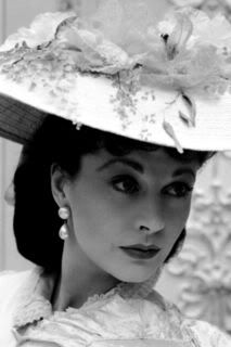 VIVIEN LEIGH Pictures, Images and Photos