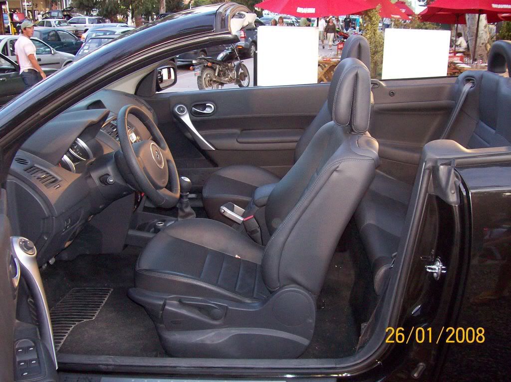 RenaultMeganeIICabrioInterior.jpg