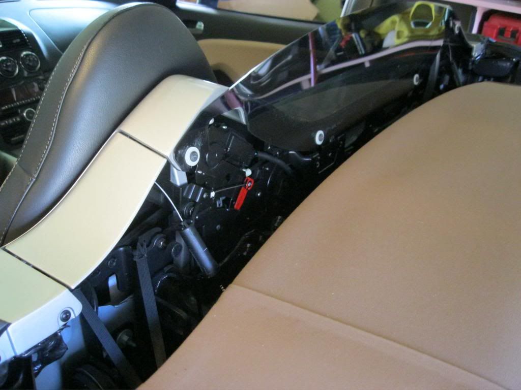 Rear deck won't open!!! Not the Buttress!!! Saturn Sky Forums Saturn