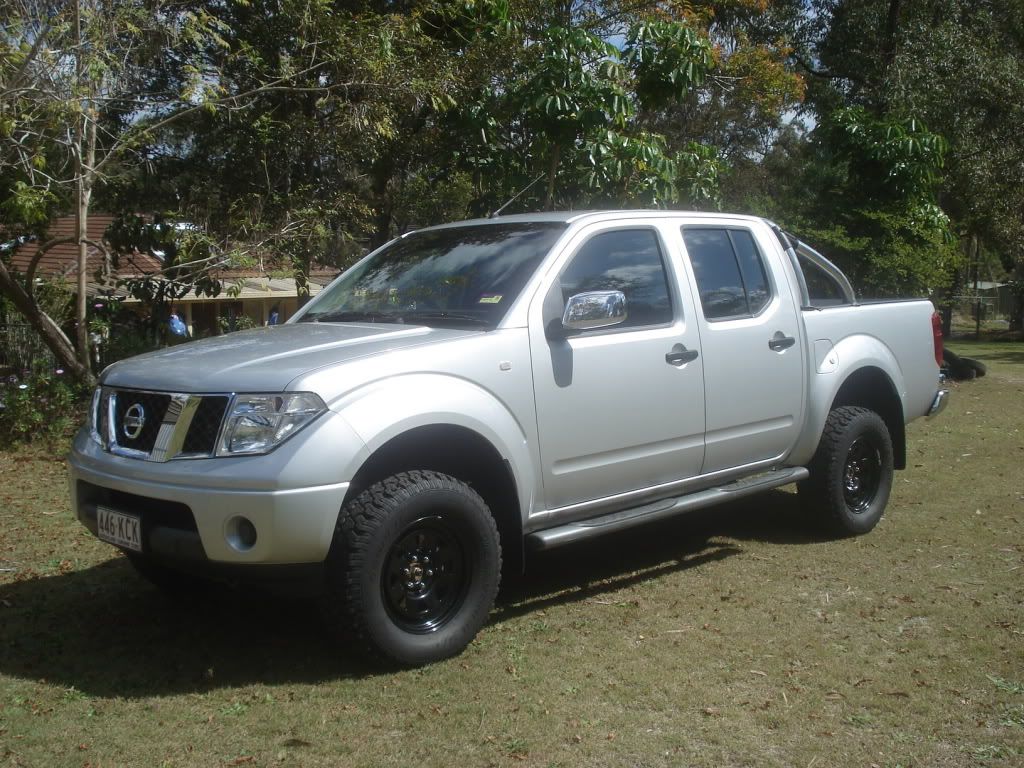 Nissan navara d40 2 inch lift kit #3