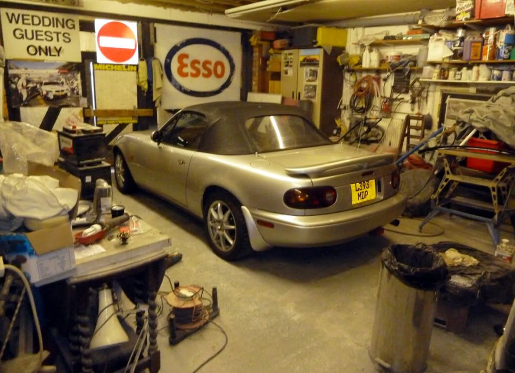 MX5ingarage.jpg