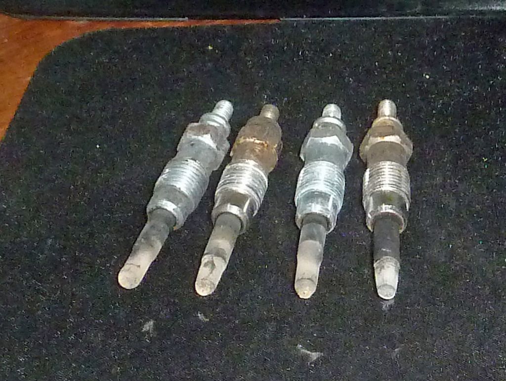 Old%20glow%20plugs_zpsvyjgth7u.jpg