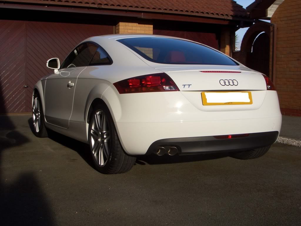 IBIS WHITE AUDI TT Mk.2 Coupe,