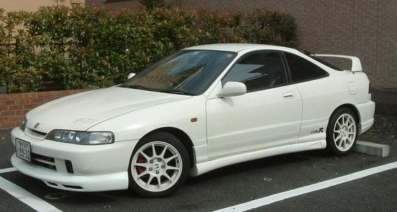 http://i287.photobucket.com/albums/ll148/95LS1t/whiteitr.jpg