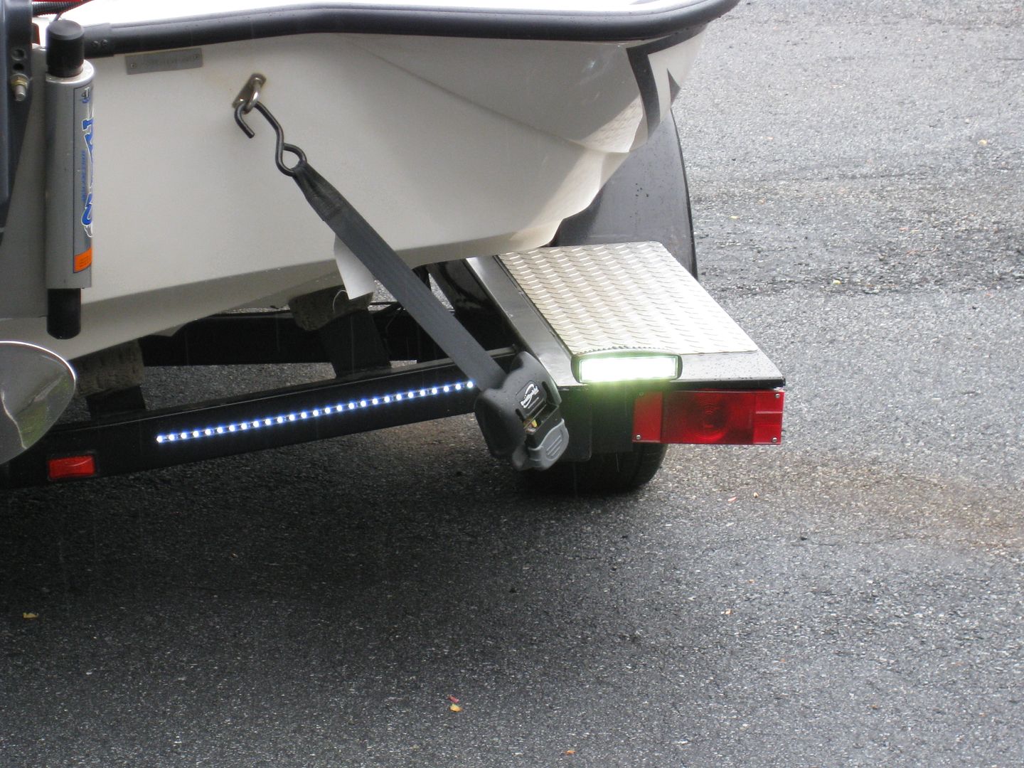 backup lights on trailer ? Outdoor News Forum
