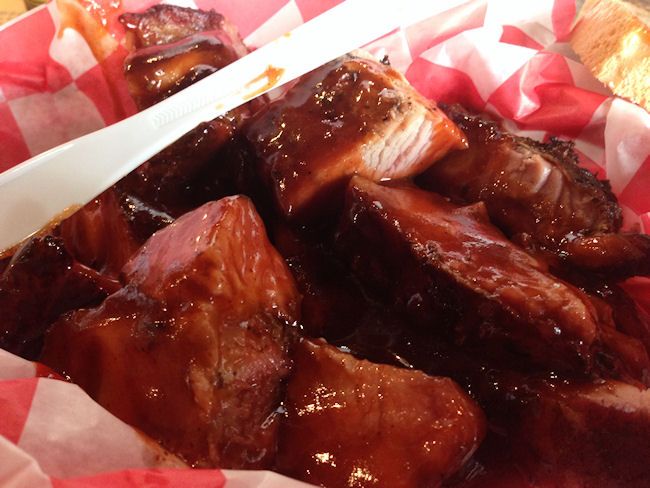 Lark's Bar-B-Que