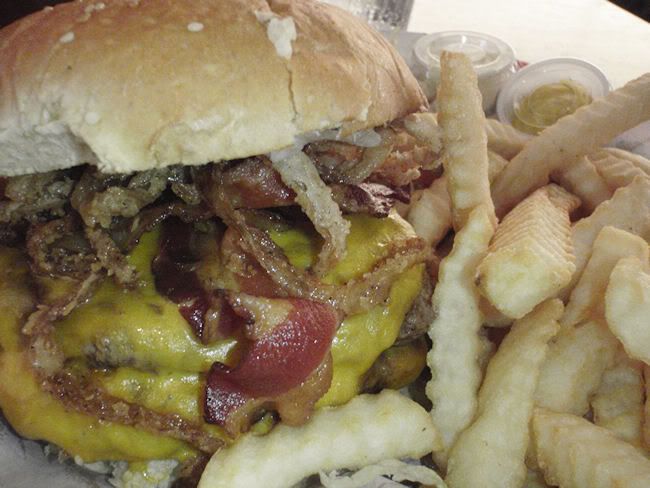 Arnie's Bakery & Restaurant