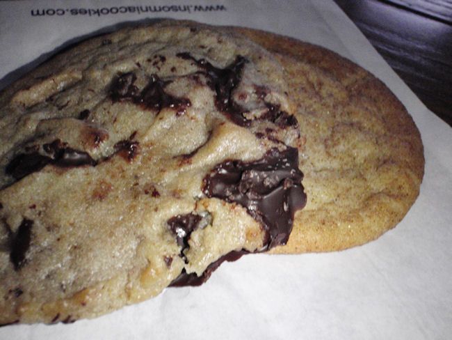 Insomnia Cookies