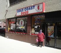 Gold Coast Dogs Gold Coast Dogs in Downtown Chicago