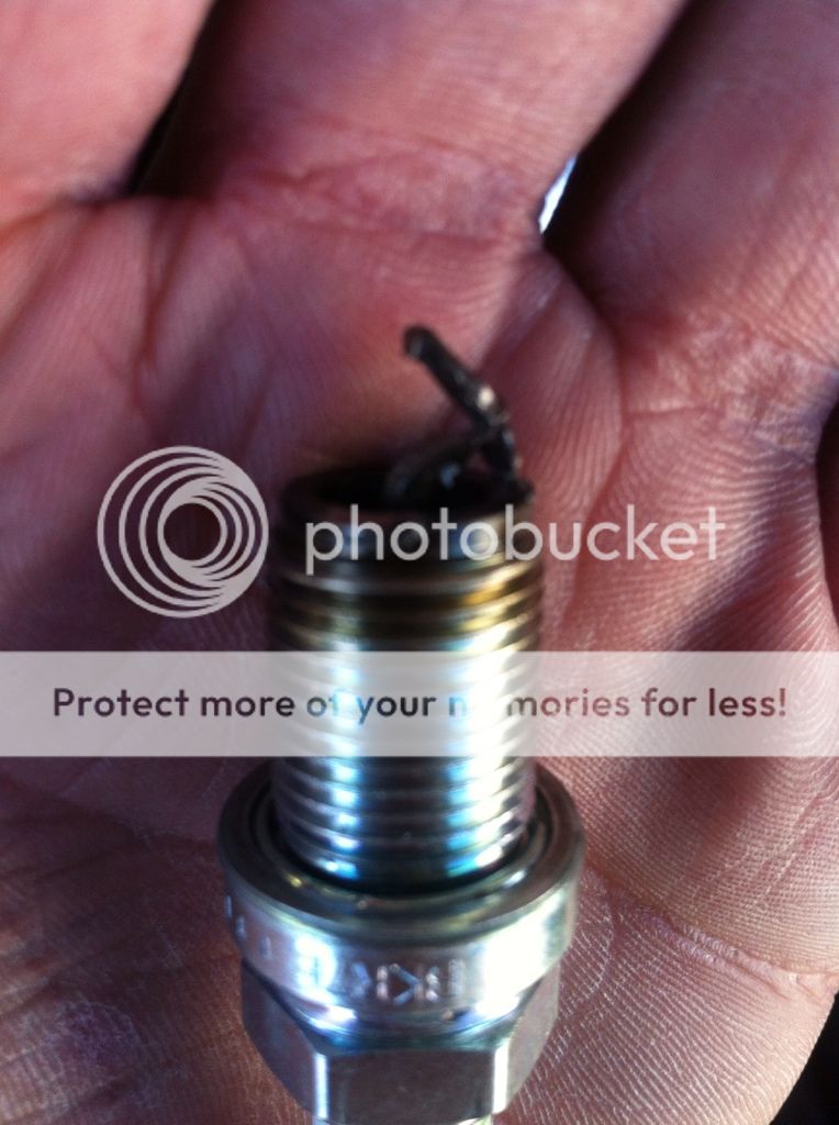 Exploding spark plug wtf?! (picture) | VW Vortex - Volkswagen Forum