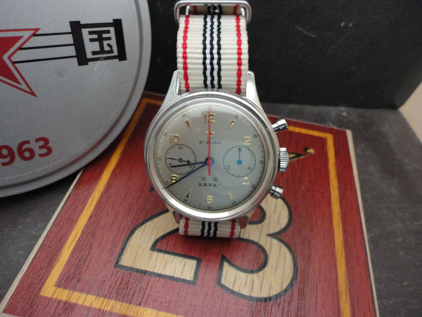 19 zuan watch