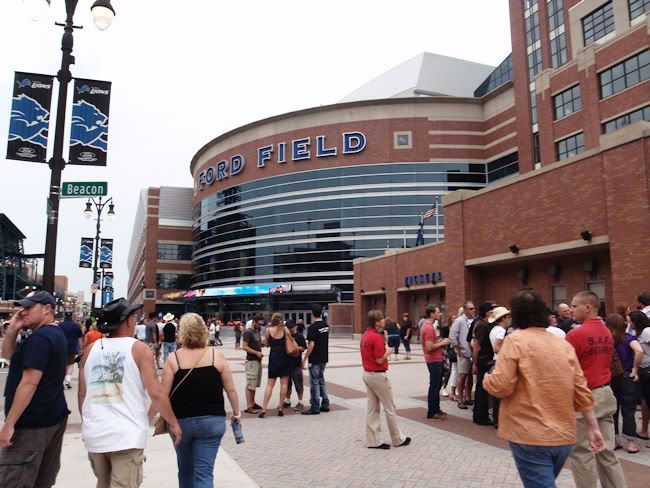 Ford field dining #1